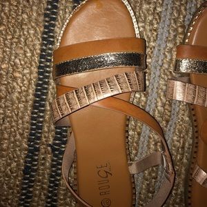 Women’s Size 8 strappy sandals